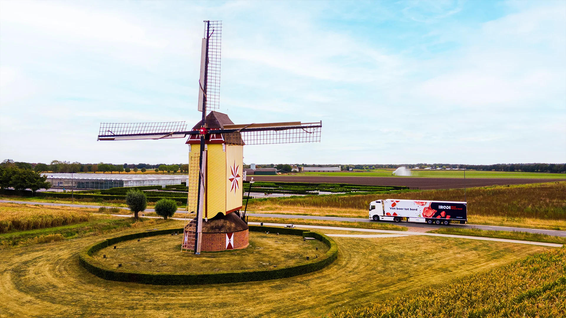 Vrachtwagens-onderweg2_1920x1080px