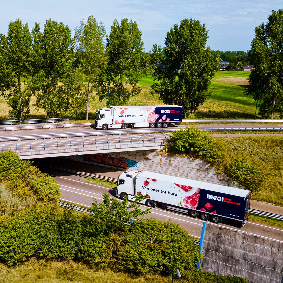 Vrachtwagens-onderweg_1080x1080px