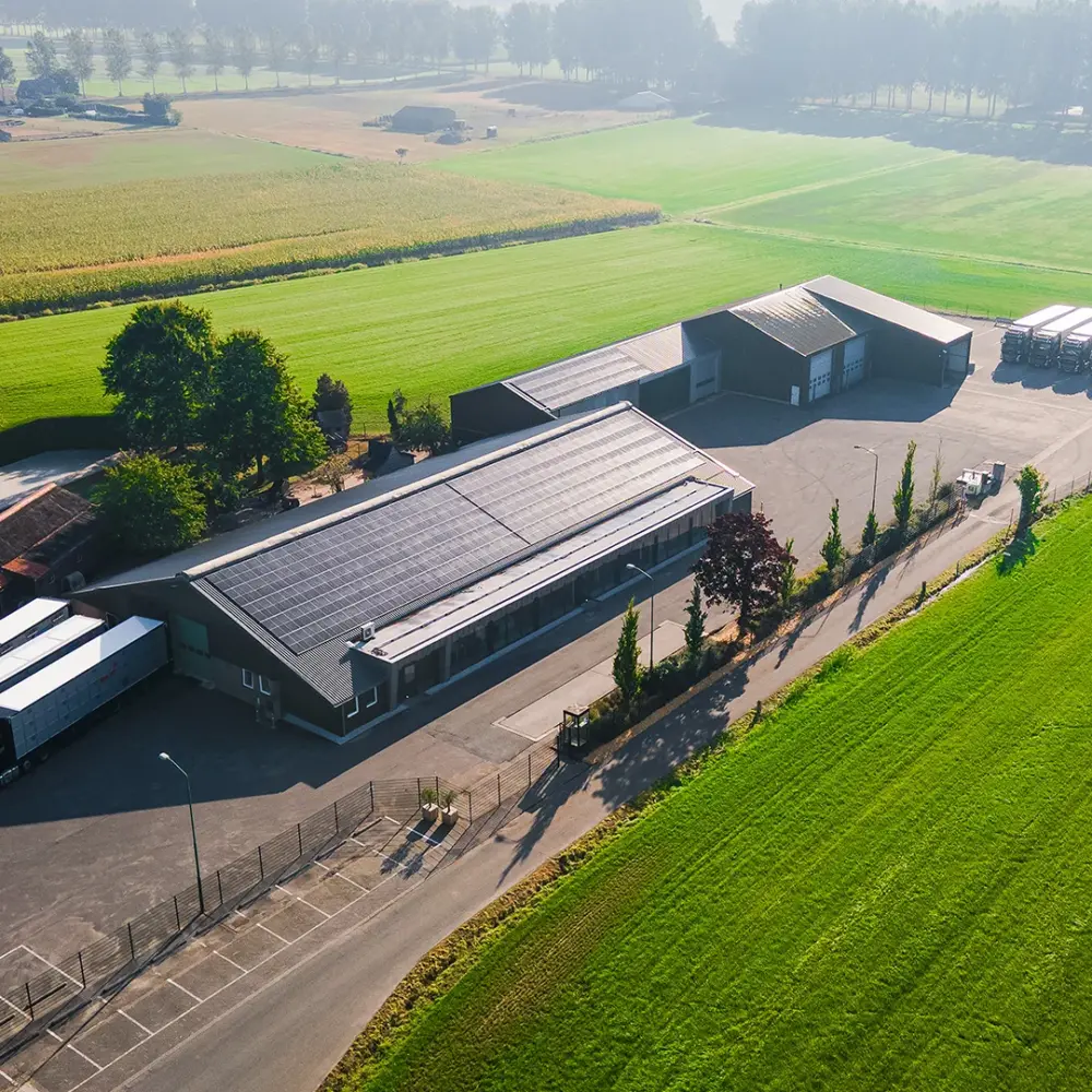 vanrooi-livestock-pand-vierkant