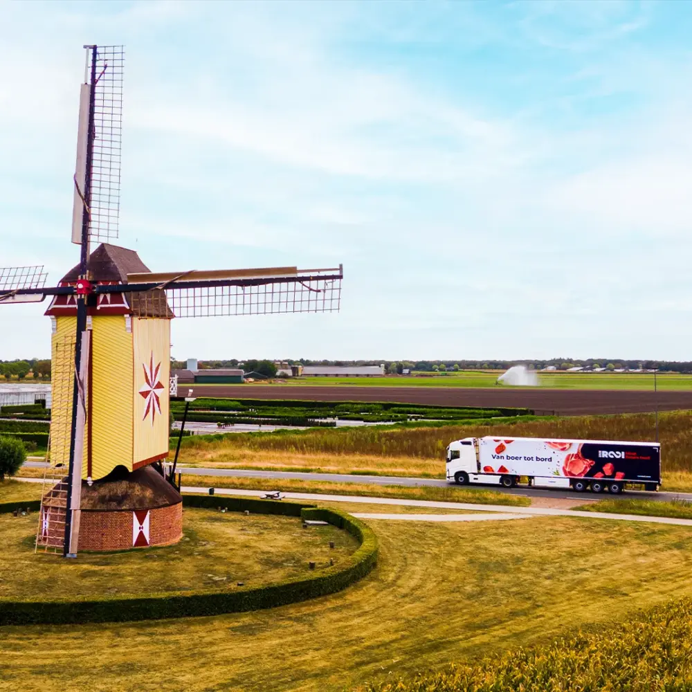 vanrooi-vrachtwagen-molen-nederland